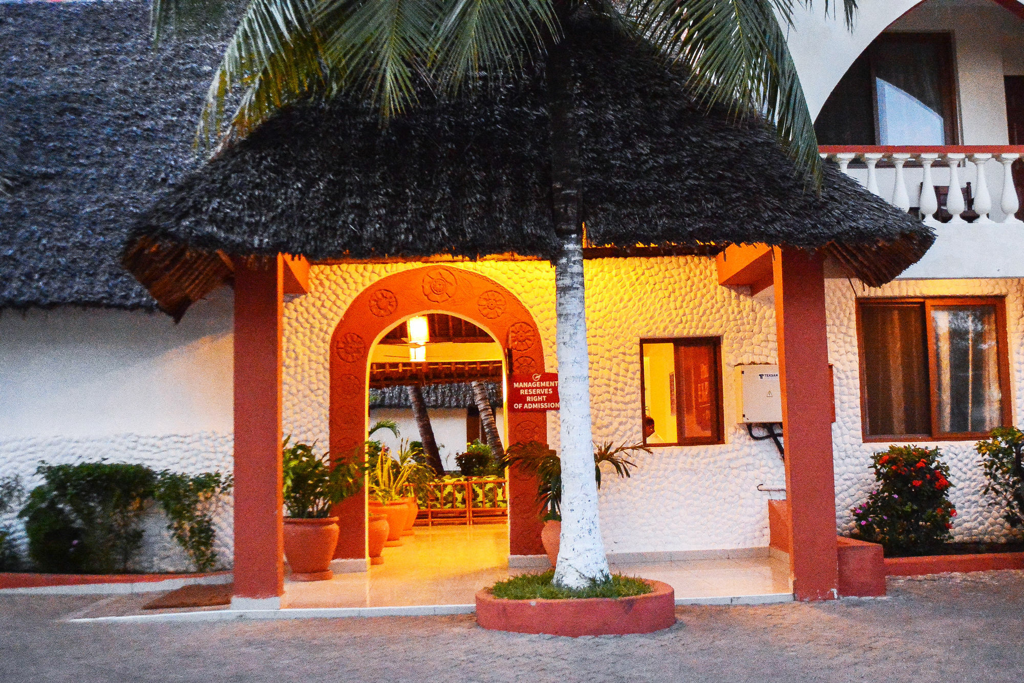 Prideinn Hotel Diani Diani Beach Exteriér fotografie