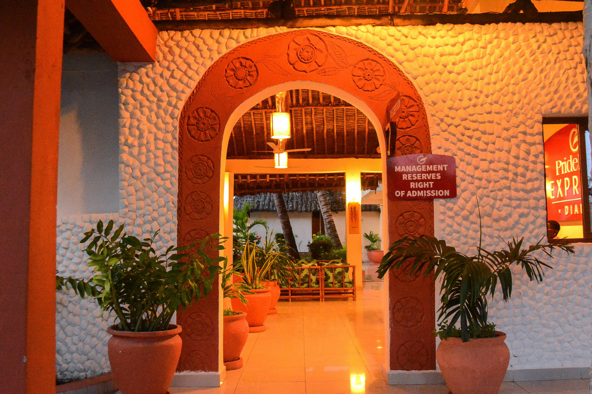 Prideinn Hotel Diani Diani Beach Exteriér fotografie